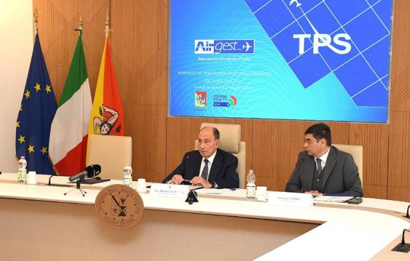 Conferenza stampa su interventi per l'aeroporto di Trapani