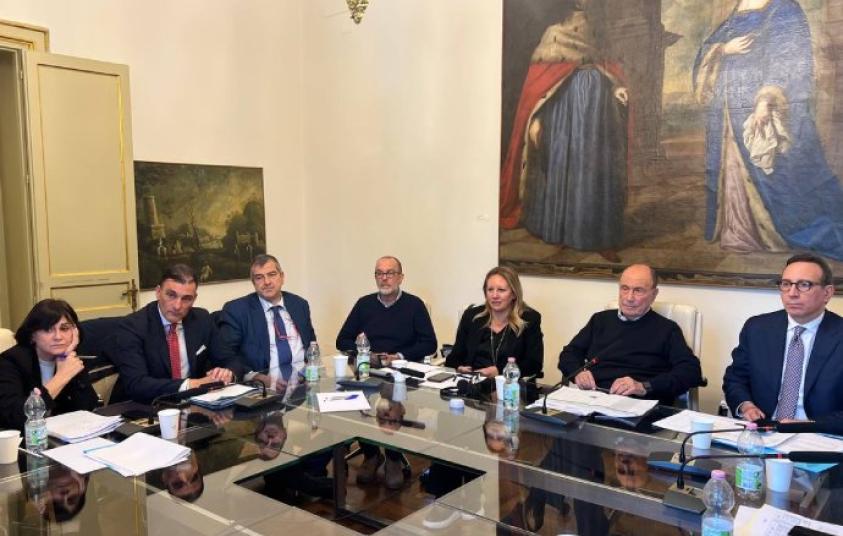 Cabina di regia ciclone Harry