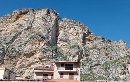 Rocca di Marineo